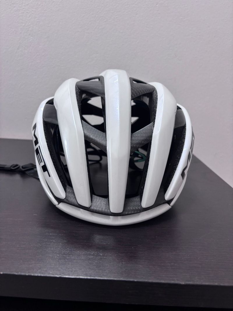 MET Trenta 3K Carbon MIPS Helmet 2026 Cycling Accessories d'occasion