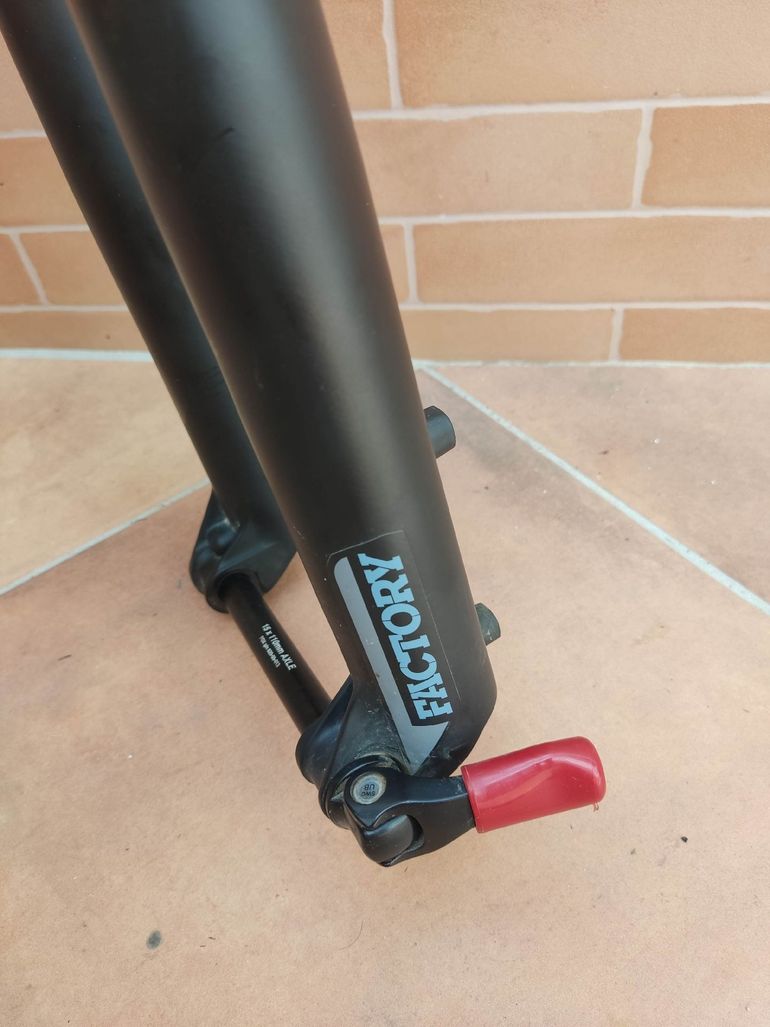 Used Fox 34 Grip2 Fork bike — image 5 of 5