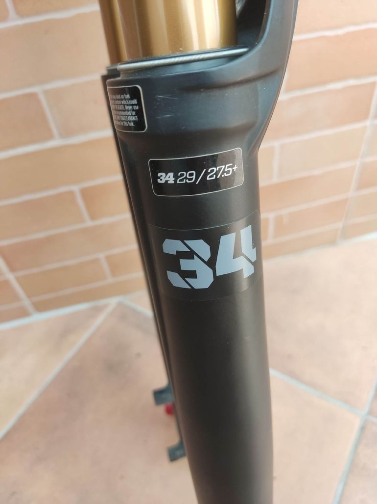 Used Fox 34 Grip2 Fork bike — image 4 of 5