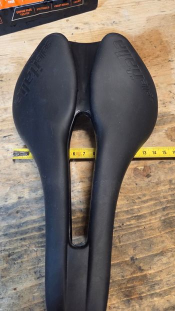 Gebrauchtes Selle Italia Model X Green Tek Superflow E 2026 Saddles & Seatposts