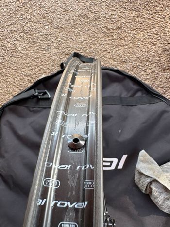 Used Roval Control SL Front Wheel 2025 bike — image 4 of 5