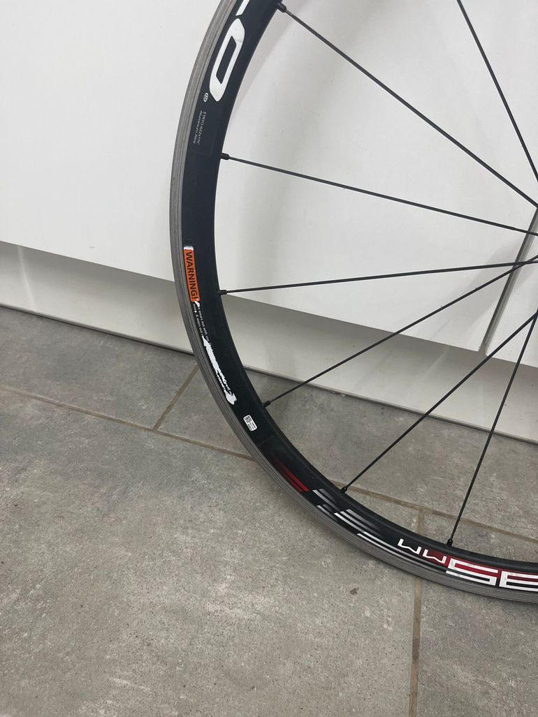 Campagnolo Scirocco 2015 bike d'occasion — image 2 sur 3