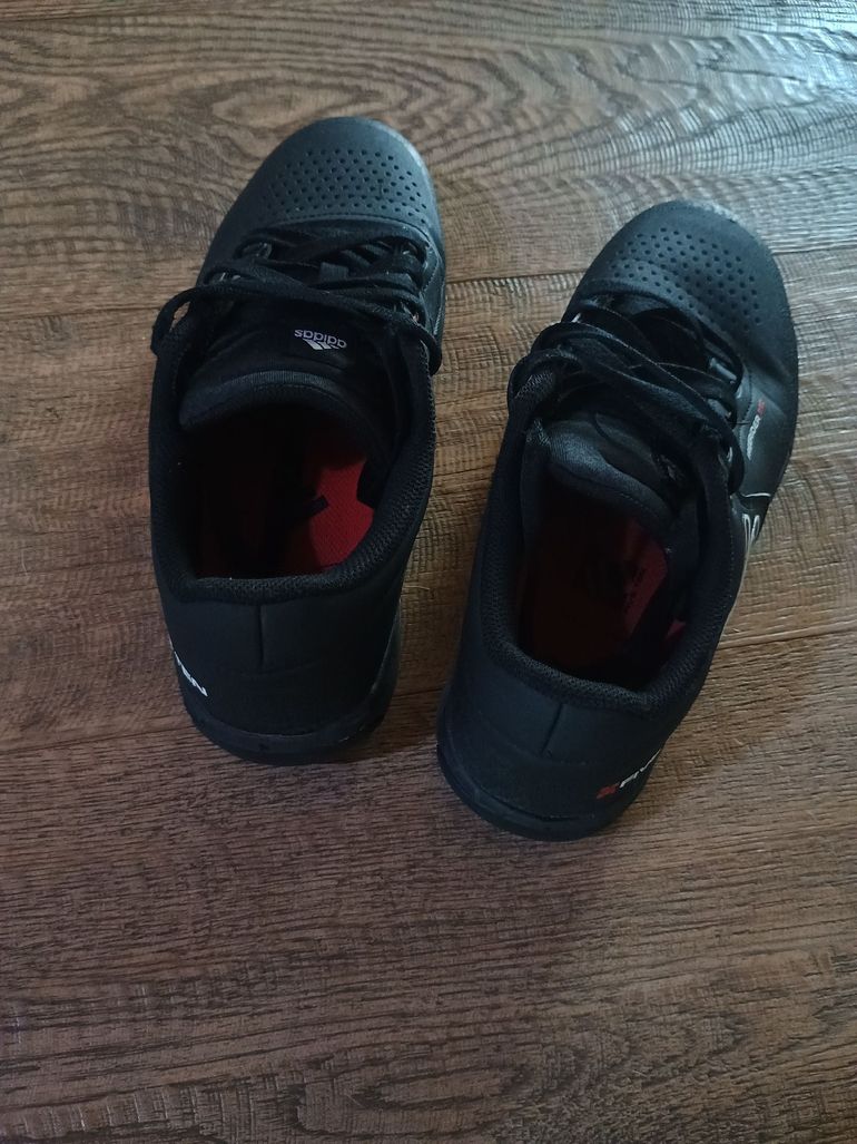 Brugt Adidas Five Ten 2025 bike — billede 4 af 5