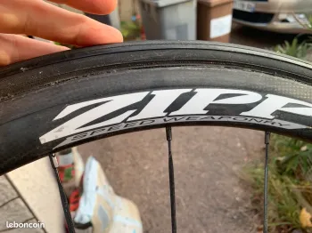 Zipp 404 Speed Weaponry bike usato — immagine 8 di 8
