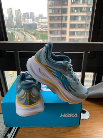 Hoka Bondi 9 bike usato — immagine 6 di 6