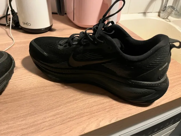 Used Nike Vomero Plus bike — image 4 of 6