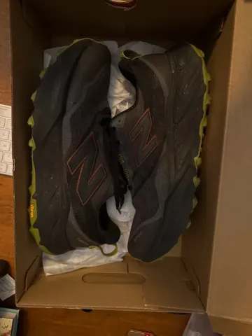 New Balance Hierro 8 Running Shoes usato