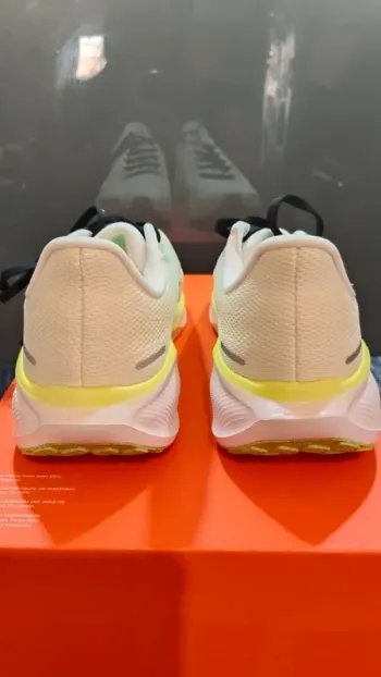Used Pegasus Nike Air Zoom 41 bike — image 2 of 6