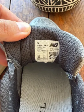 New Balance Garoe bike usato — immagine 5 di 6
