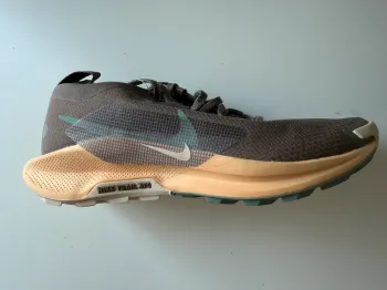 Used Nike Gore-Tex Trail bike — image 4 of 6
