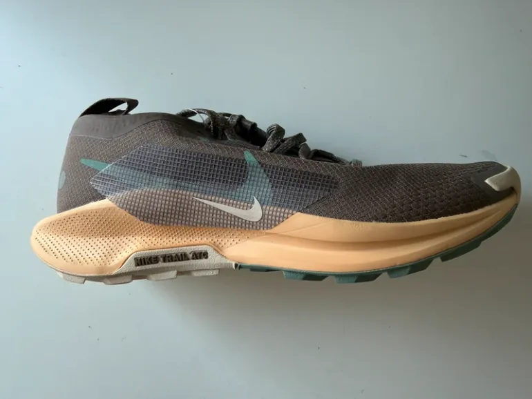 Used Nike Gore-Tex Trail bike — image 4 of 6