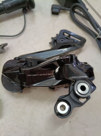 Shimano Durace 12V Di2 2023 Drivetrain & Pedals d'occasion