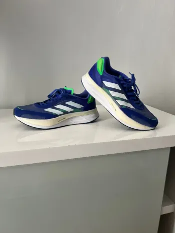 Käytetty Adidas adizero Boston 10 Running Shoes