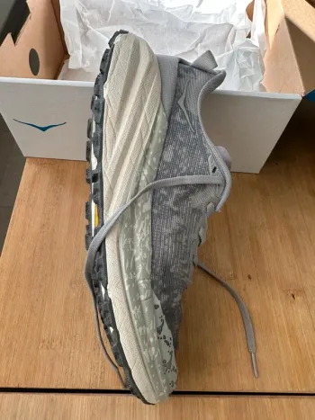 Used Hoka Speedgoat 6 bike — image 8 of 9