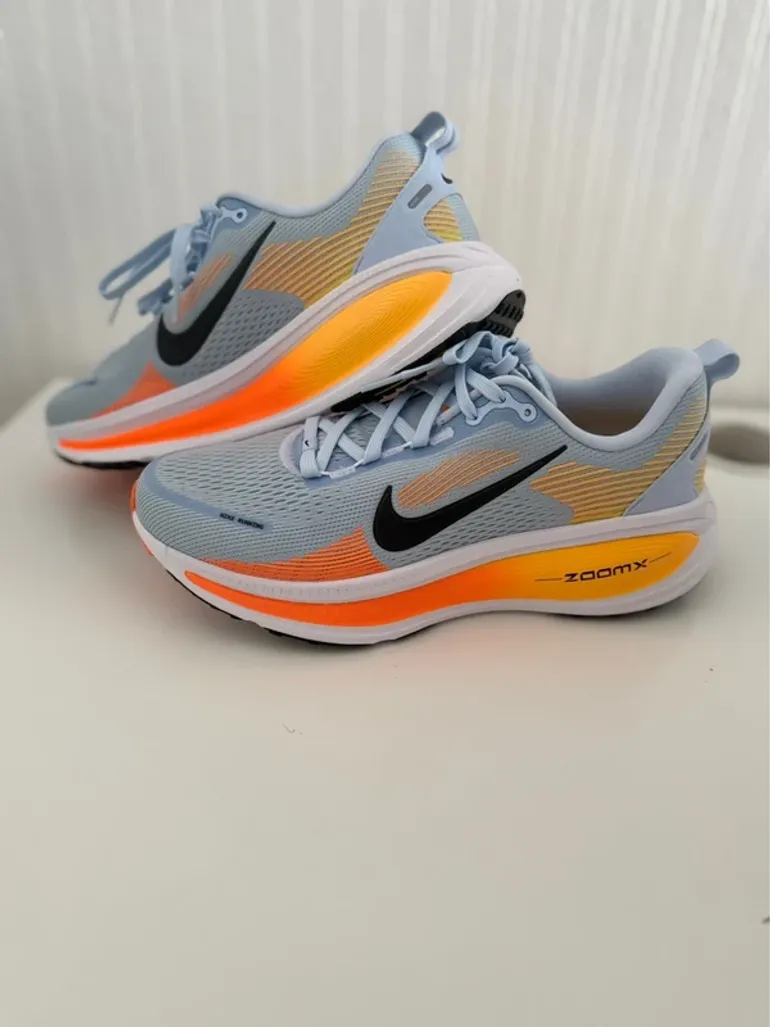 Used Nike Vomero 18 bike — image 2 of 3
