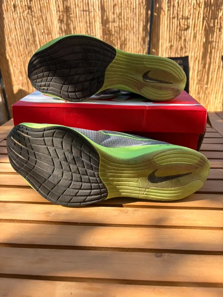 Used Nike Vaporfly Next% bike — image 3 of 6
