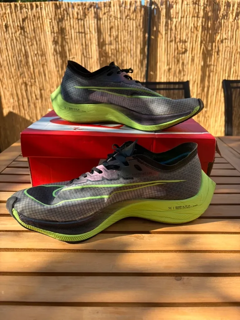 Used Nike Vaporfly Next% bike — image 2 of 6