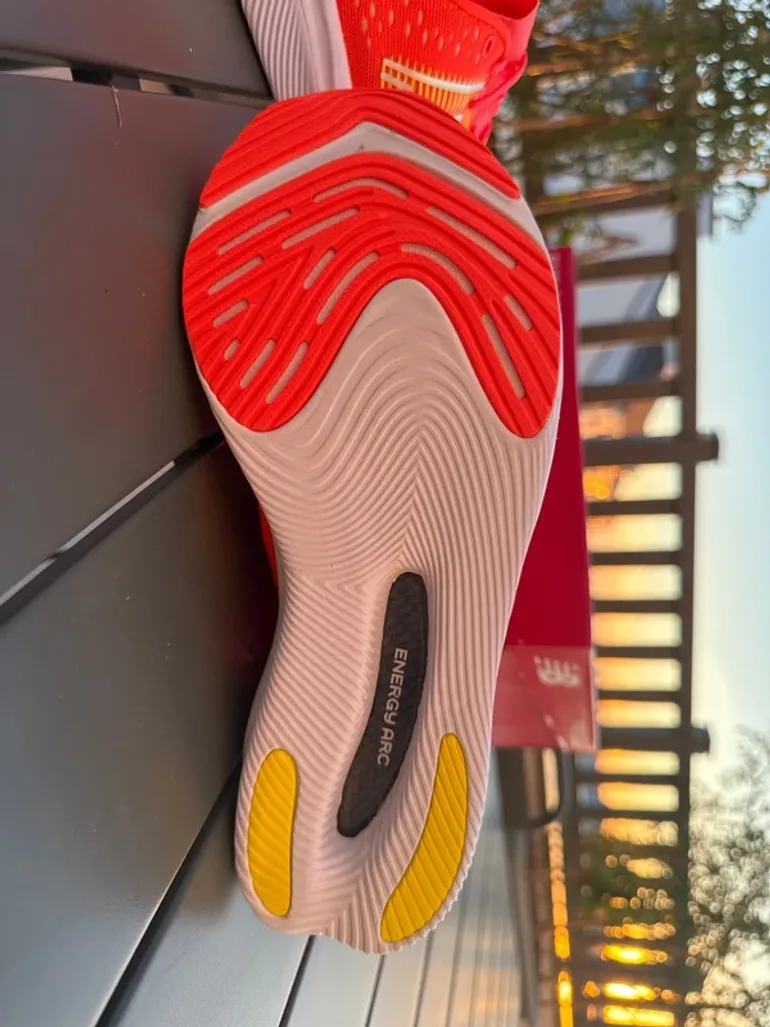 Used New Balance FuelCell SuperComp Pacer bike — image 3 of 4