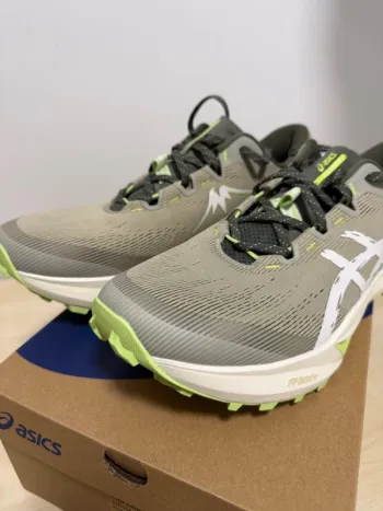Używany Asics Fuji Lite 6 bike — zdjęcie 2 z 8