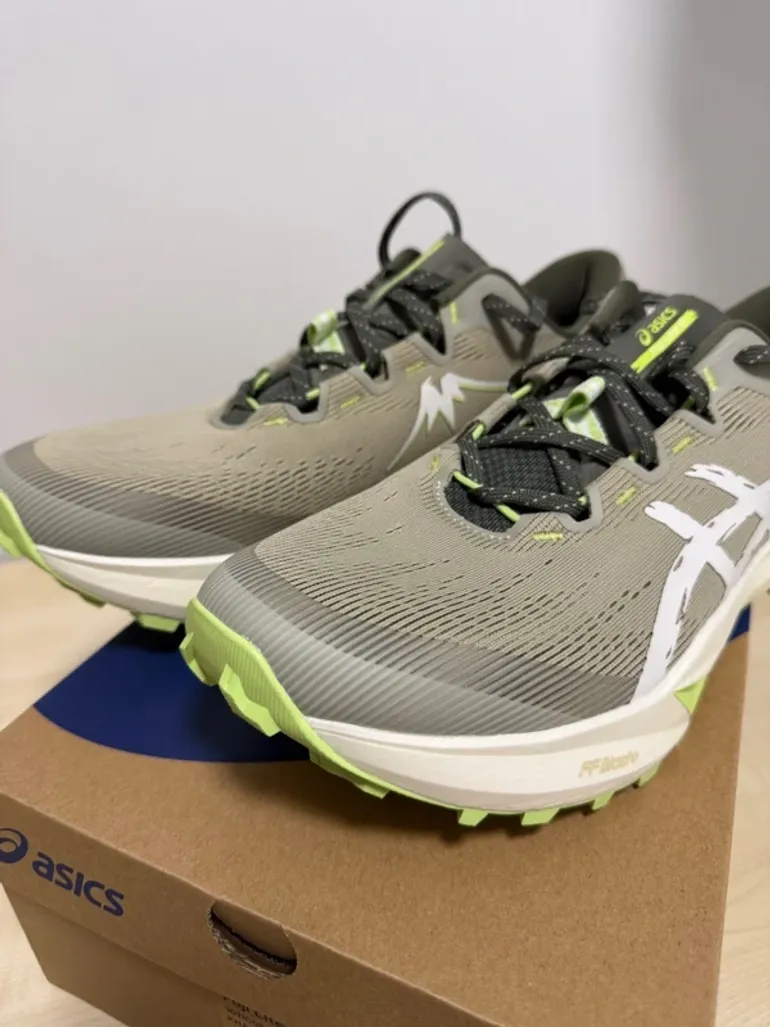 Używany Asics Fuji Lite 6 bike — zdjęcie 2 z 8