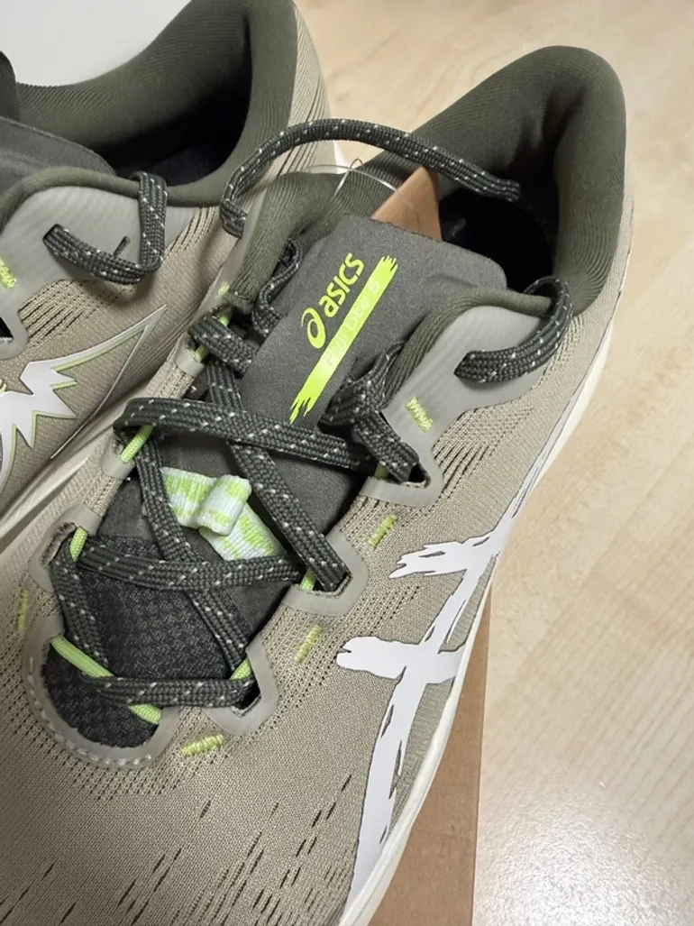 Używany Asics Fuji Lite 6 bike — zdjęcie 4 z 8