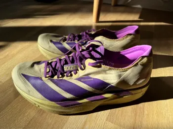 Used Adidas Takumi Sen 11 Running Shoes