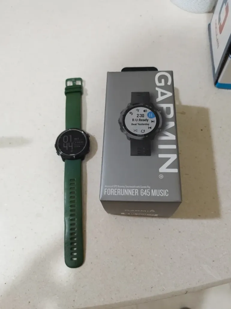Used Garmin Forerunner 645 Music bike — image 2 of 4