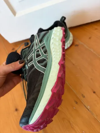 Asics Fujitrabuco Max bike usato — immagine 3 di 6