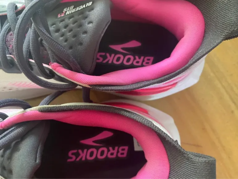 Used Brooks Glycerin 23 bike — image 3 of 7