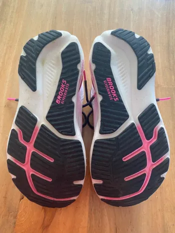 Used Brooks Glycerin 23 bike — image 5 of 7