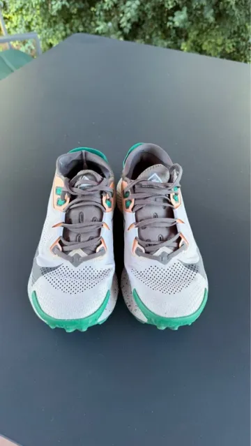 Used Pegasus Trail 2 Running Shoes