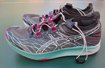 Asics Fuji Speed Running Shoes d'occasion