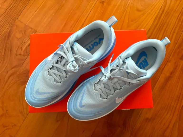 Used Nike Vomero Plus bike — image 3 of 7