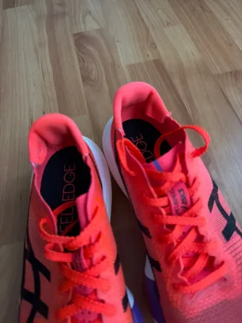 Used Asics Metaspeed Edge Tokyo bike — image 8 of 11