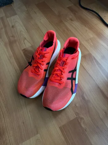 Used Asics Metaspeed Edge Tokyo bike — image 2 of 11