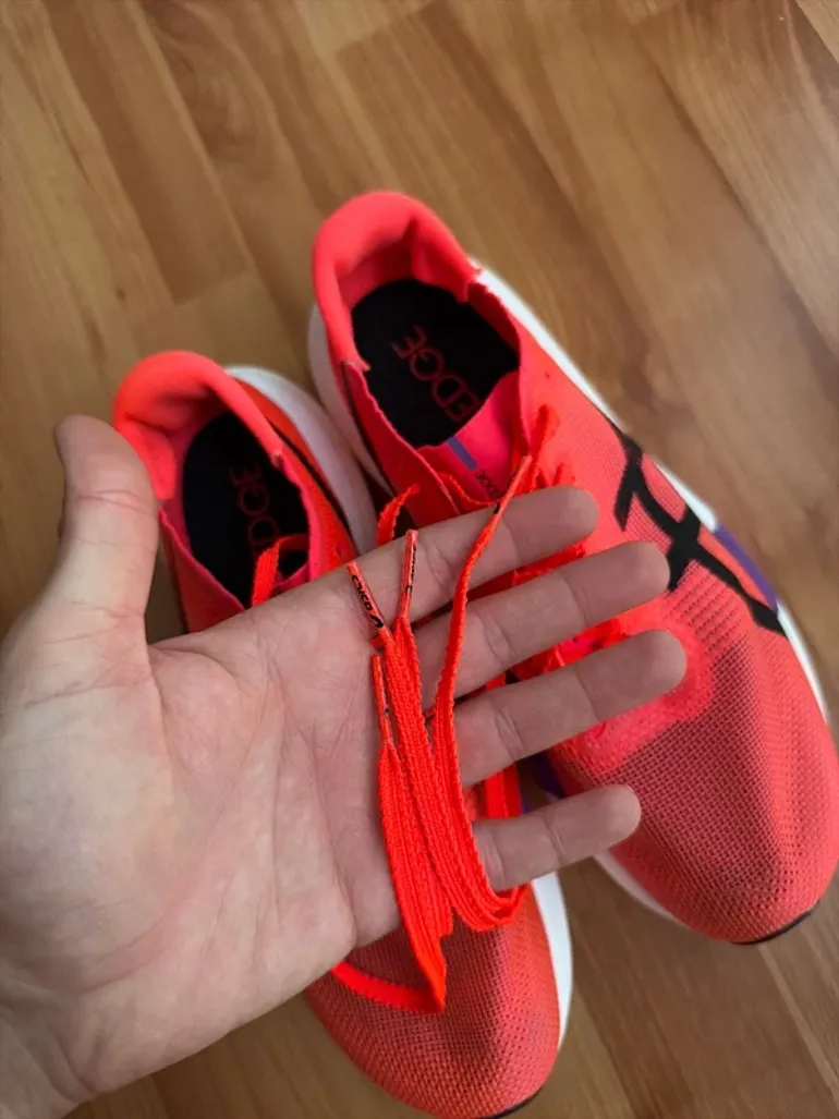 Used Asics Metaspeed Edge Tokyo bike — image 10 of 11