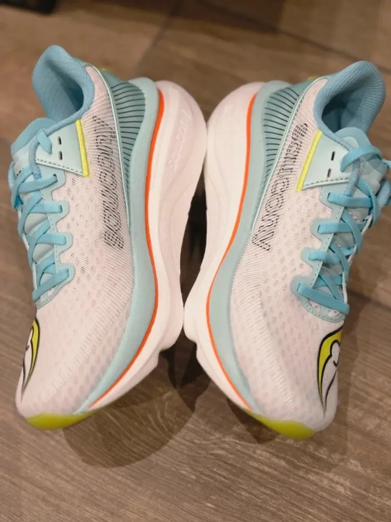 Used Saucony Azura bike — image 2 of 6