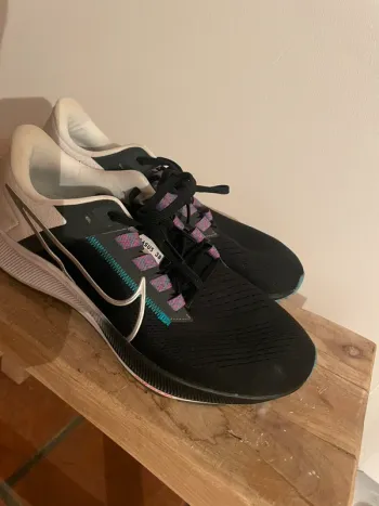 Used Pegasus Air Zoom 38 Running Shoes