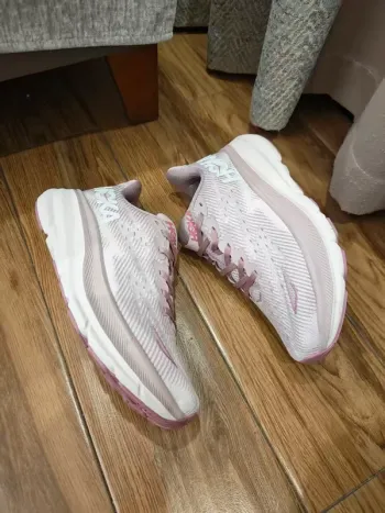 Hoka Clifton 9 bike usato — immagine 2 di 3