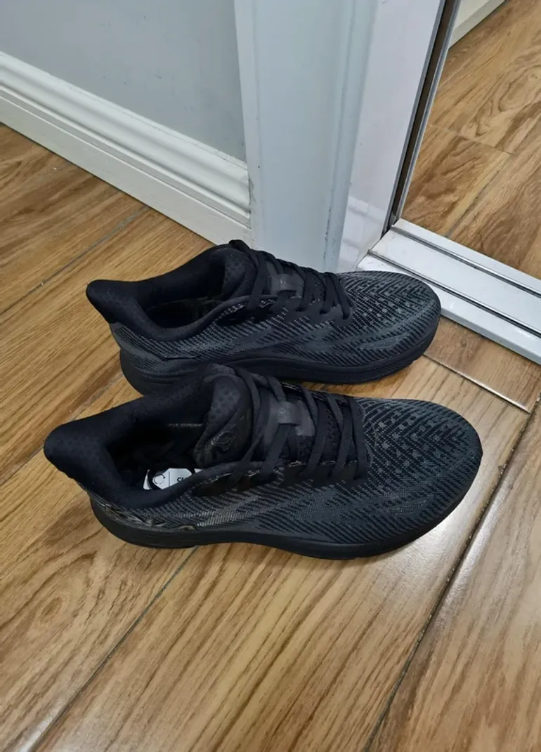 Hoka Clifton 9 bike usato — immagine 3 di 5