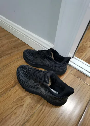 Hoka Clifton 9 bike usato — immagine 2 di 5