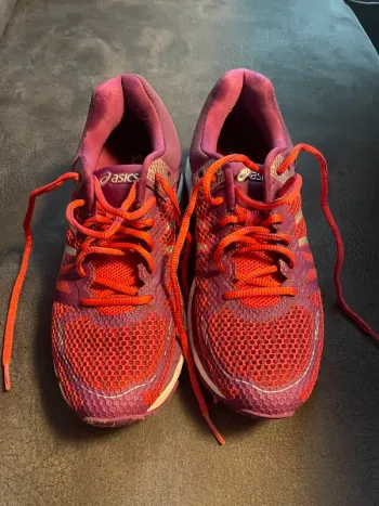 Asics Laufschuhe Running Shoes usato