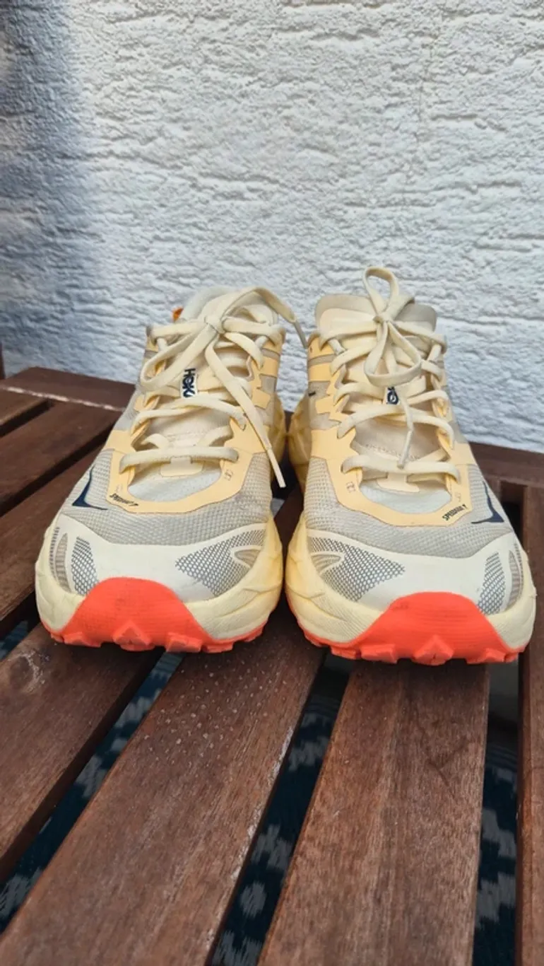 Używany Hoka Speedgoat 7 bike — zdjęcie 4 z 9