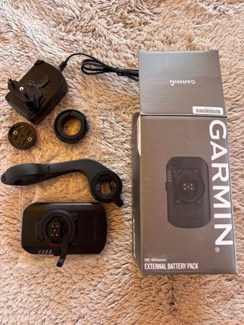 Used Garmin External Battery Cycling Accessories