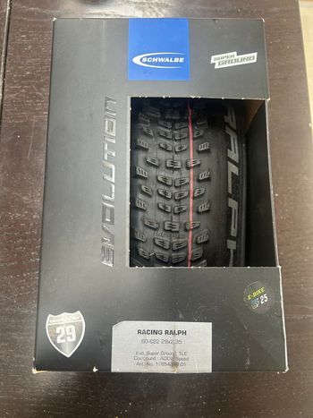 Schwalbe Racing Ralph Tire Tyres & Tubes d'occasion