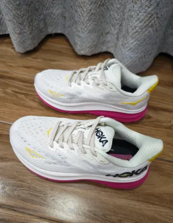 Použité Hoka Clifton 9 Running Shoes