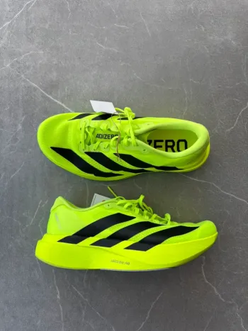 Použité Adidas EVO SL Running Shoes