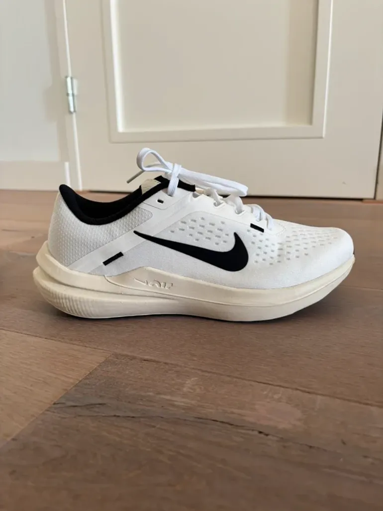Used White Air Winflo 10 bike — image 2 of 8