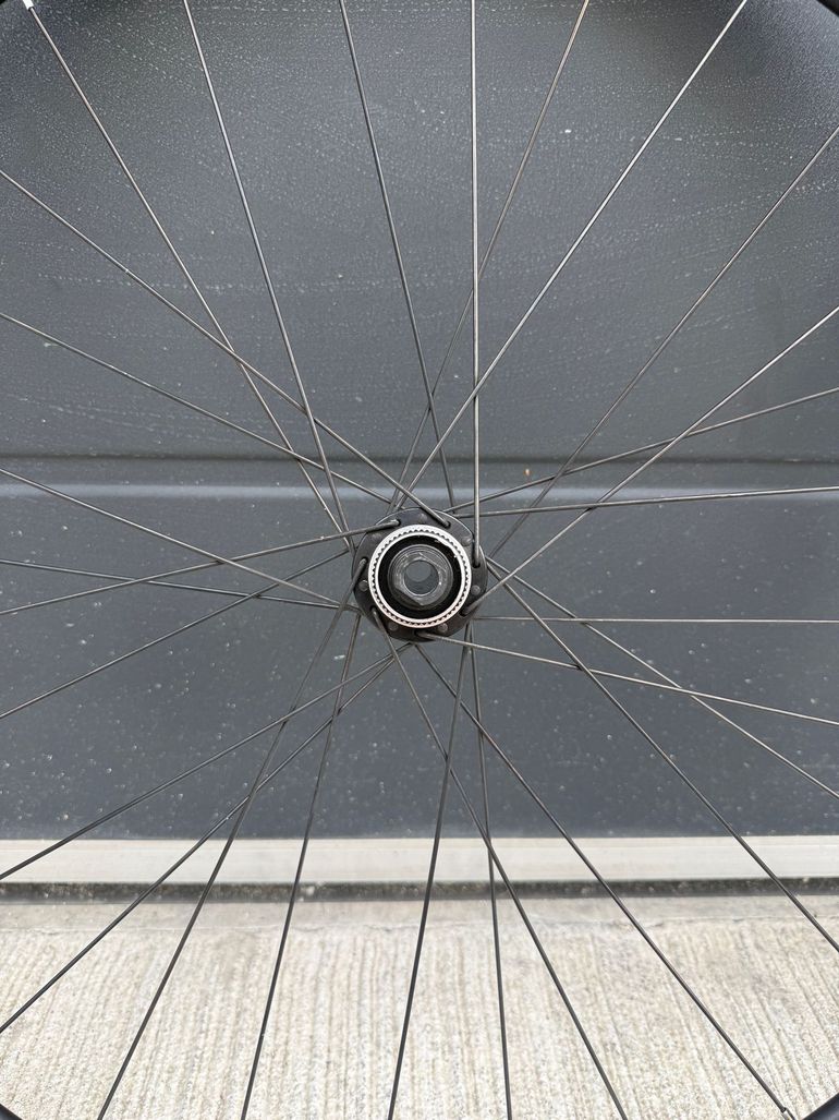 Used Shimano Weels 105 2025 bike — image 5 of 6