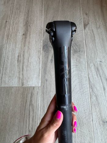Used Enve Carbon Seatpost Saddles & Seatposts